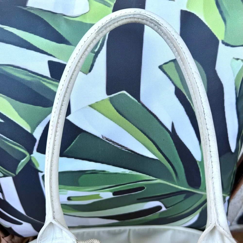 Tory Burch Hand Bag - Picture 10 of 16